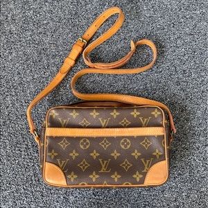 Louis Vuitton Vintage Crossbody Bag